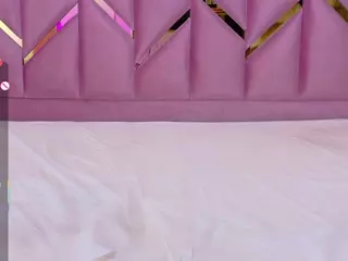 naughtyebonyy's Live Sex Cam Show