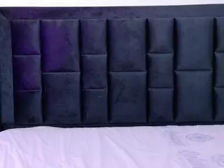 naughtyebonyy's Live Sex Cam Show
