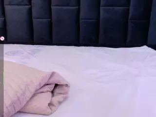 naughtyebonyy's Live Sex Cam Show