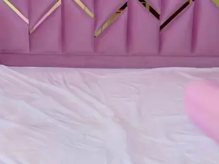 naughtyebonyy's Live Sex Cam Show