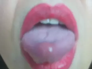 Salmamilf's Live Sex Cam Show