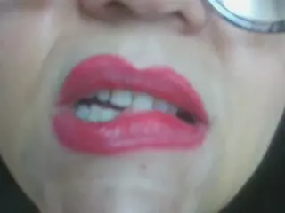 Salmamilf's Live Sex Cam Show