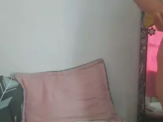 Salmamilf's Live Sex Cam Show