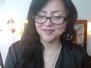 Salmamilf's Live Sex Cam Show