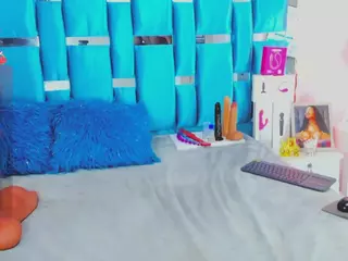 alicebennet's Live Sex Cam Show