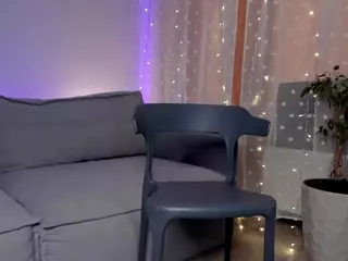 LinaStones's Live Sex Cam Show