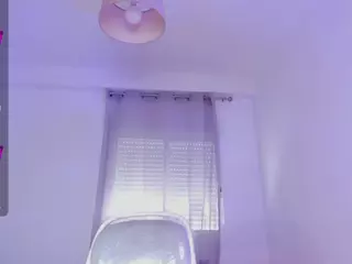 briana-walker's Live Sex Cam Show