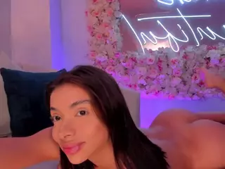 MaraRicci's Live Sex Cam Show