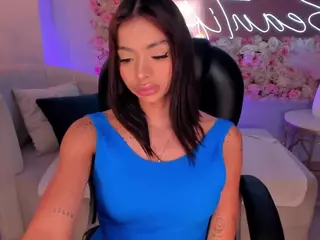 MaraRicci's Live Sex Cam Show