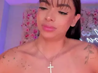 MaraRicci's Live Sex Cam Show