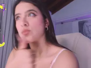 Nathalie Rivers's Live Sex Cam Show