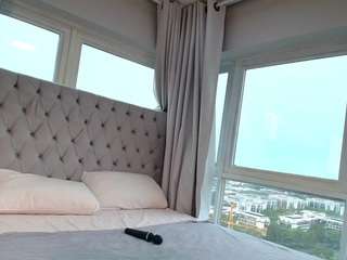 Live cam show with Tea