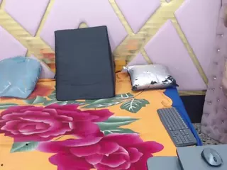 ChloexBigAass's Live Sex Cam Show