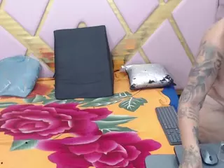 ChloexBigAass's Live Sex Cam Show