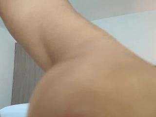 Live cam show with melonsboobss