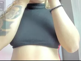Naommi-Lapaglia's Live Sex Cam Show