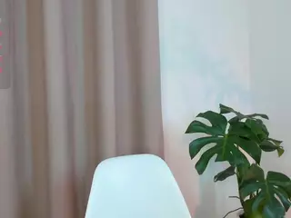 Lau''s Live Sex Cam Show