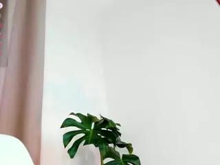 Lau''s Live Sex Cam Show