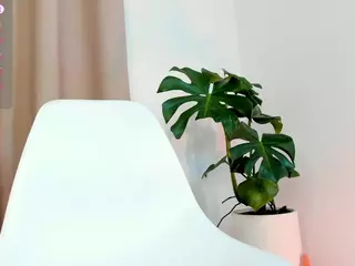 Lau''s Live Sex Cam Show