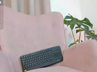 Laura's Live Sex Cam Show