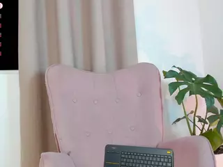 Laura's Live Sex Cam Show