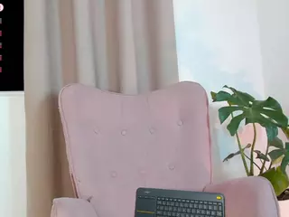 Laura's Live Sex Cam Show