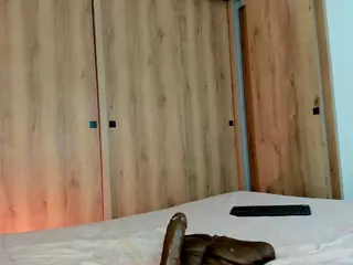 Laura's Live Sex Cam Show