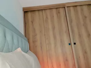 Laura's Live Sex Cam Show