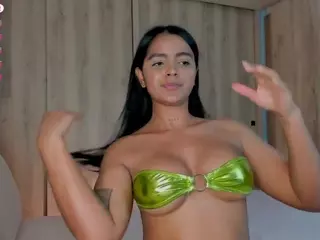 Laura's Live Sex Cam Show