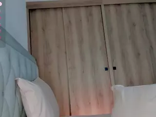 Laura's Live Sex Cam Show