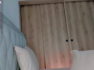 Laura's Live Sex Cam Show