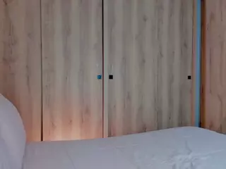 Laura's Live Sex Cam Show