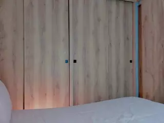 Laura's Live Sex Cam Show