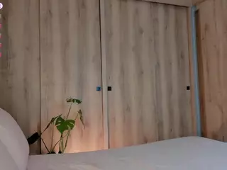 Laura's Live Sex Cam Show