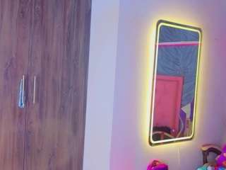 Live cam show with willowjohnson