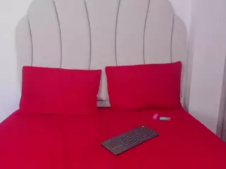 Kaity Layne's Live Sex Cam Show