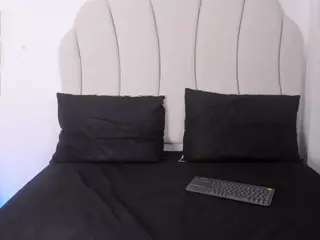 Kaity Layne's Live Sex Cam Show