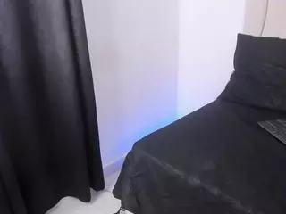 Kaity Layne's Live Sex Cam Show