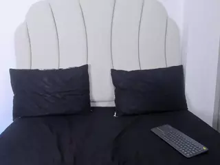 Kaity Layne's Live Sex Cam Show