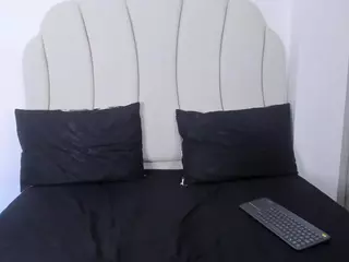 Kaity Layne's Live Sex Cam Show