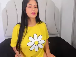 Kaity Layne's Live Sex Cam Show