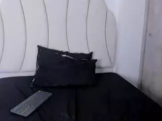 Kaity Layne's Live Sex Cam Show