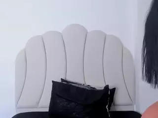 Kaity Layne's Live Sex Cam Show