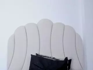 Kaity Layne's Live Sex Cam Show