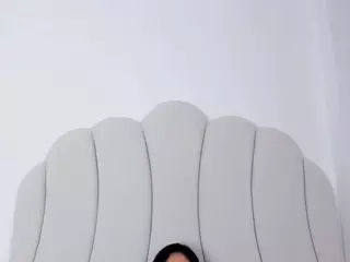 Kaity Layne's Live Sex Cam Show