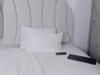 Kaity Layne's Live Sex Cam Show