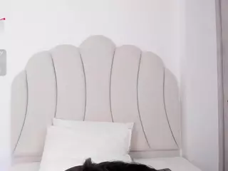 Kaity Layne's Live Sex Cam Show