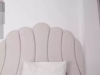 Kaity Layne's Live Sex Cam Show