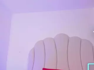 Kaity Layne's Live Sex Cam Show