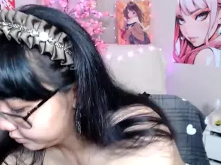 Moertomlly's Live Sex Cam Show